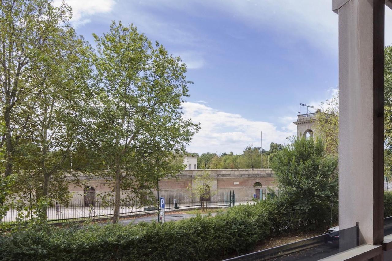 Contempora - Elvezia Park - Studio Overlooking The Park - E14 — Photos 3